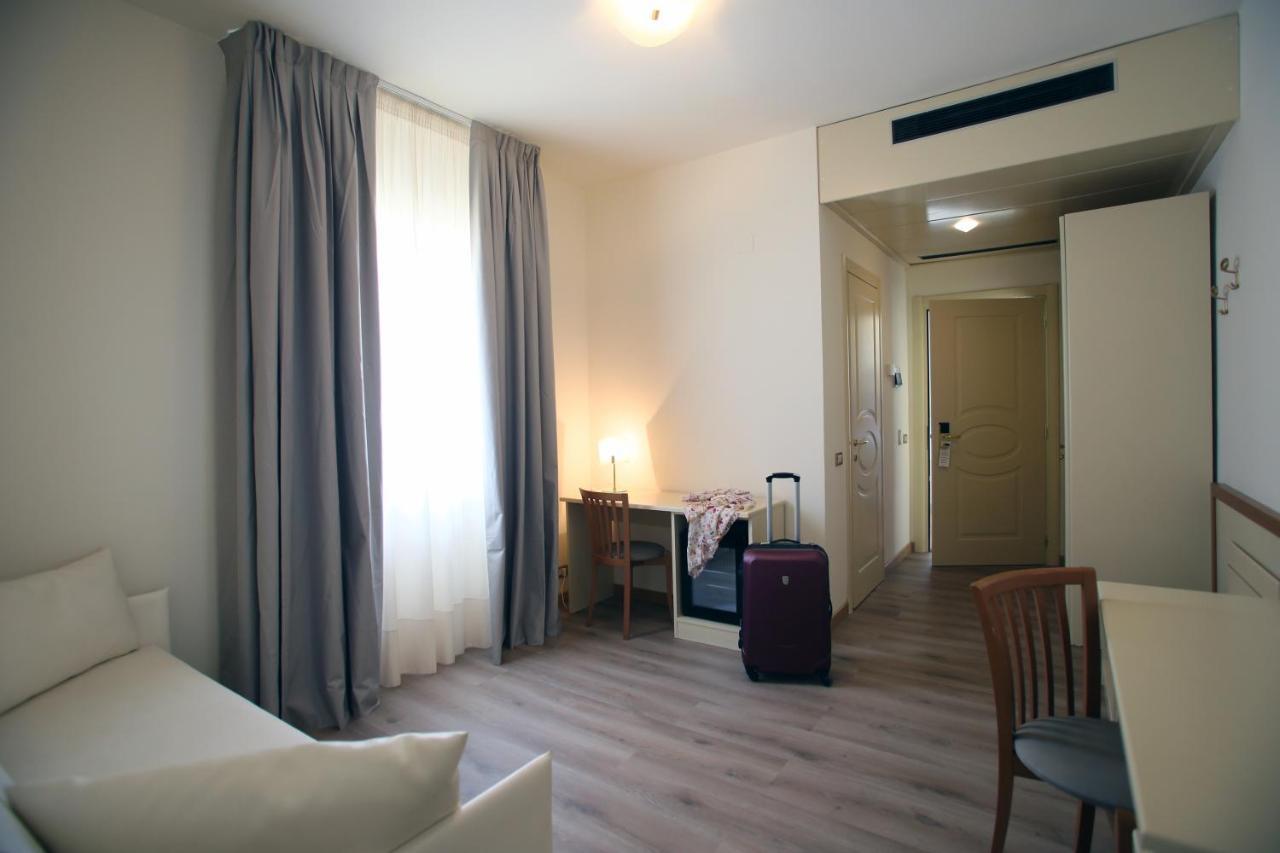 Hotel Le Ginestre Family & Wellness Vieste Exterior foto