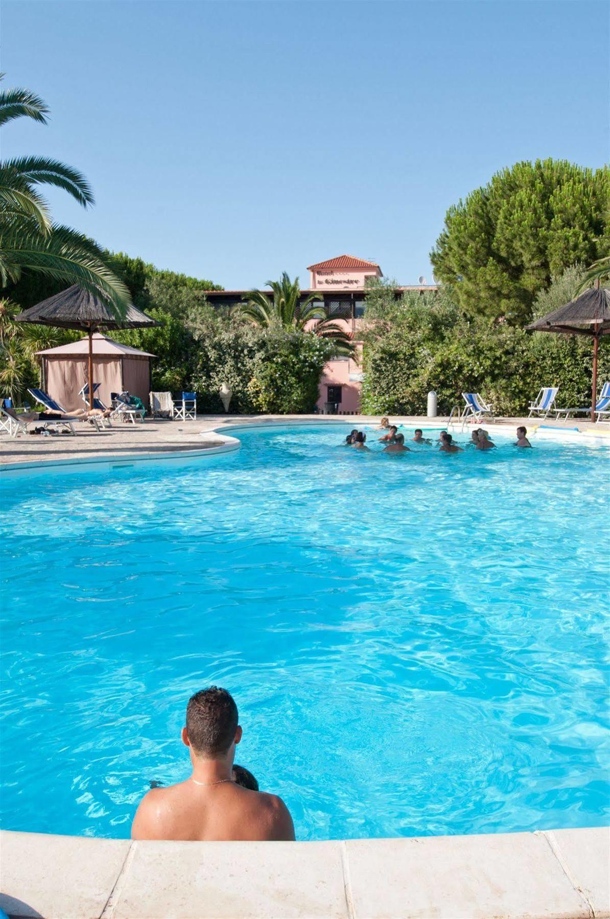 Hotel Le Ginestre Family & Wellness Vieste Exterior foto